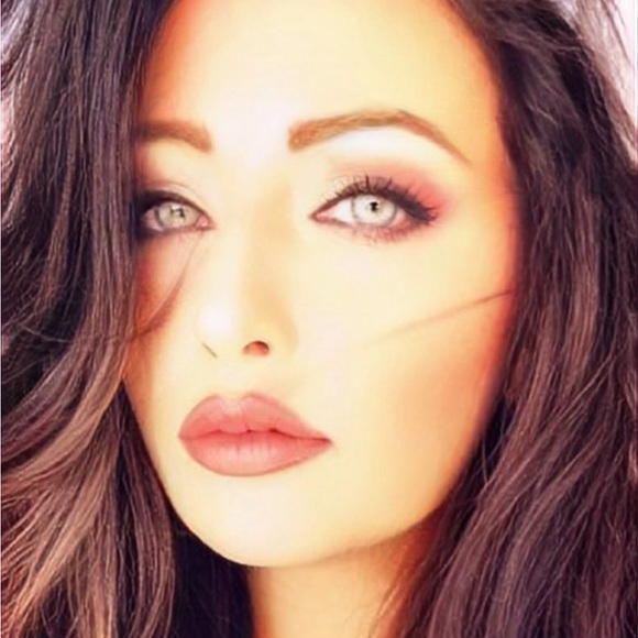 Meet your Posher, Lacy - Picture 10 of 10